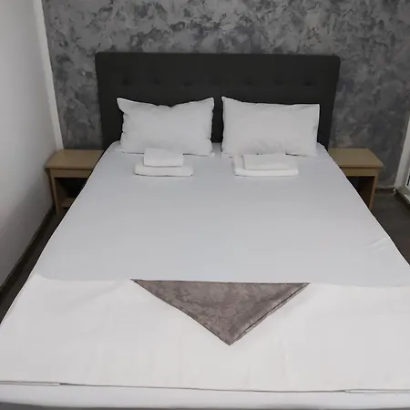 Casa De Vacanta Mari Homestay *