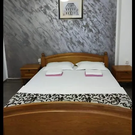 Casa De Vacanta Mari Habitación en casa particular