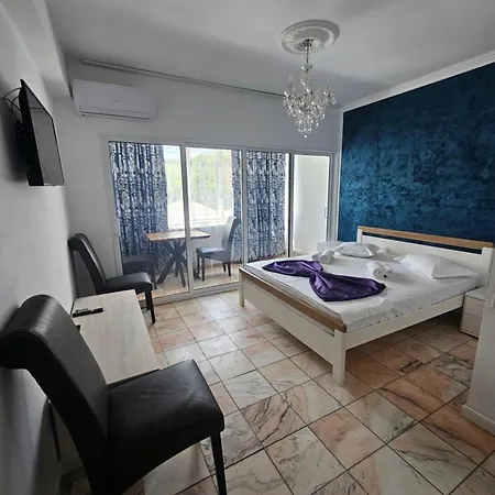 Casa De Vacanta Mari Homestay